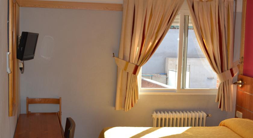 Hostal Don Juan I Alcalá de Henares Pokój zdjęcie