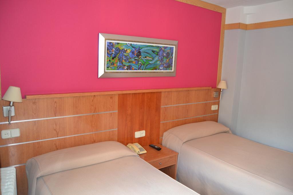 Hostal Don Juan I Alcalá de Henares Pokój zdjęcie