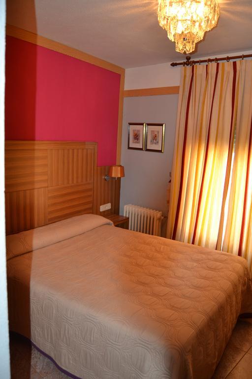 Hostal Don Juan I Alcalá de Henares Pokój zdjęcie